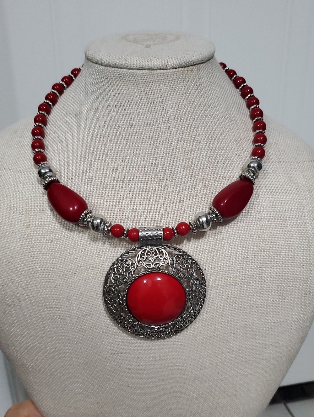 Red Statement Pendant Necklace - Elegant Women's Jewelry
